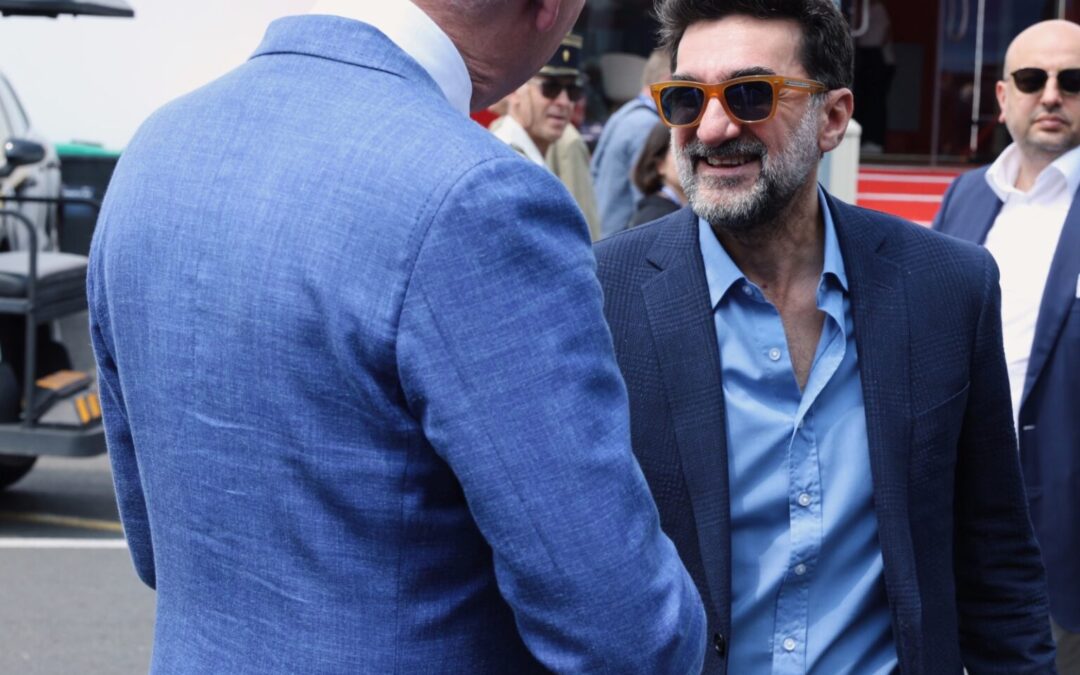 طيران الرياض توقع اتفاقية شراء 90 محرك من طراز GEnx