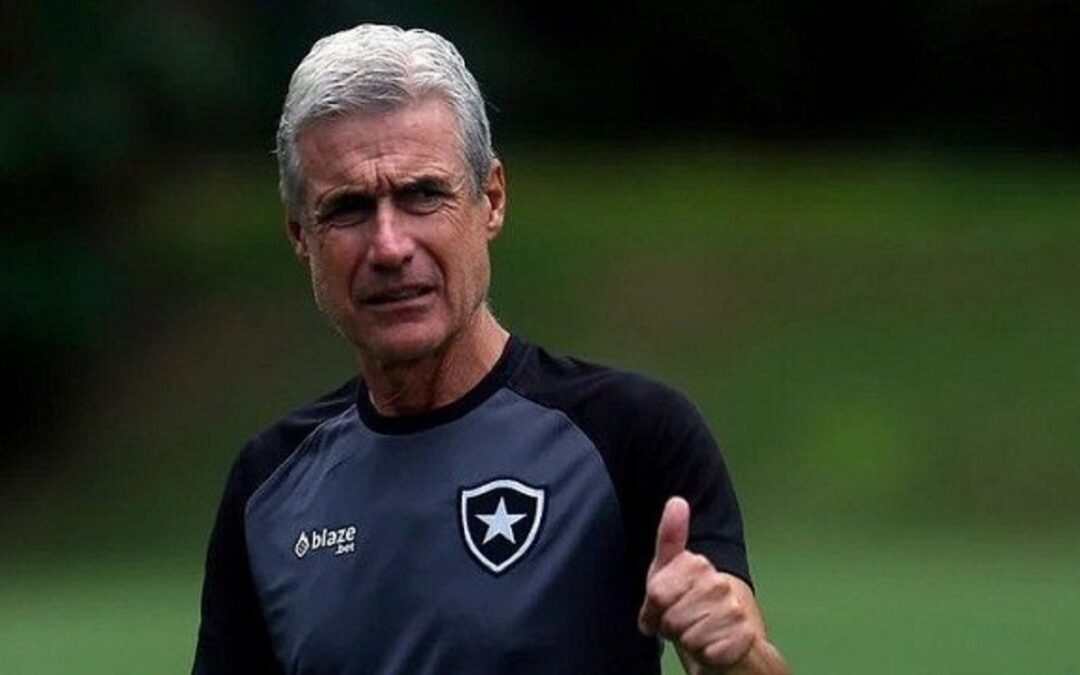 بوتافوغو البرازيلي ينفي قرب كاسترو من تدريب النصر