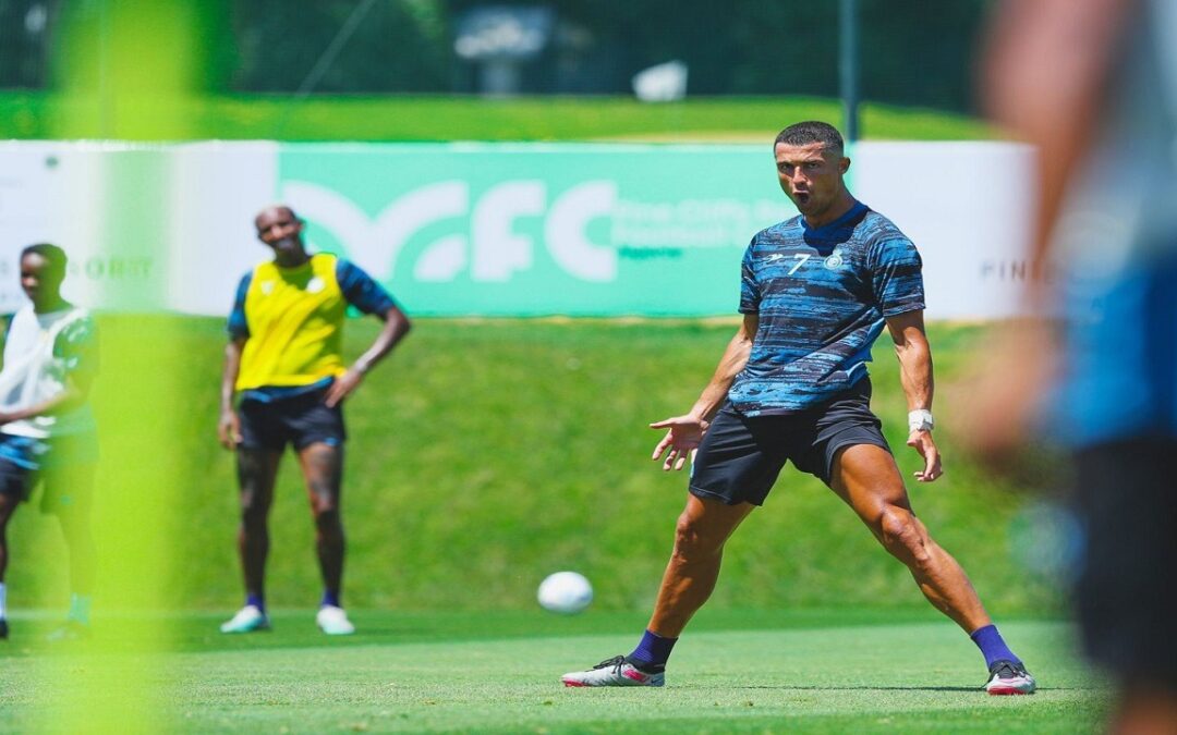 رونالدو وحراس النصر …