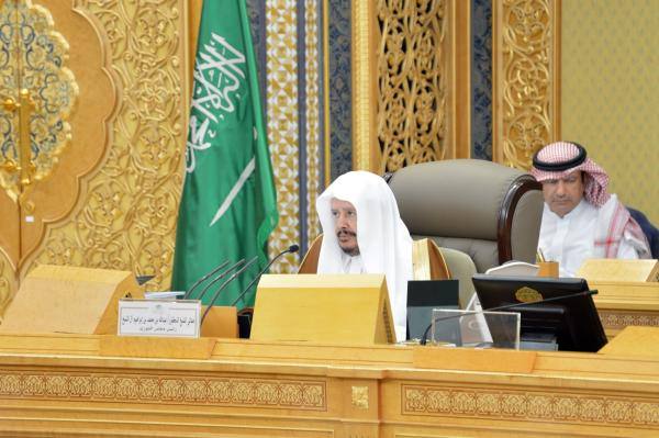 “الشورى” يدعو للإسراع في إغلاق إنذارات السلامة على المستلزمات الطبية