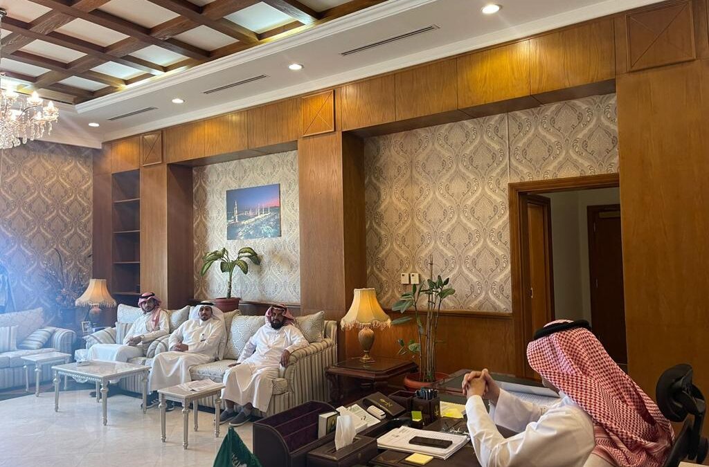 محافظ بيشة يستقبل “المعاوي” و”الشمراني” ويطلع على خطة “وقاء” لمكافحة الآفات النباتية والأمراض الحيوانية