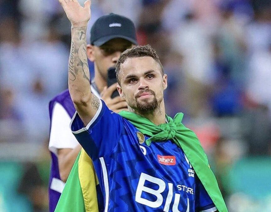 ميشيل يغادر الهلال بعد بطوله الاندية العربية