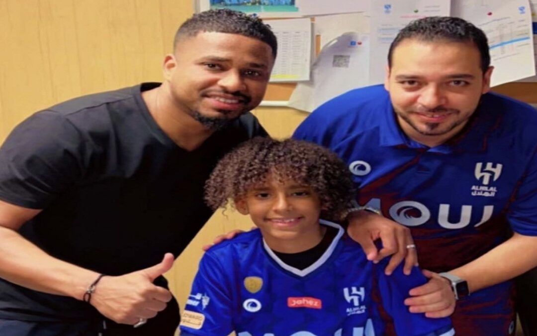 خالد ابن اللاعب ناصر الشمراني هلالياً