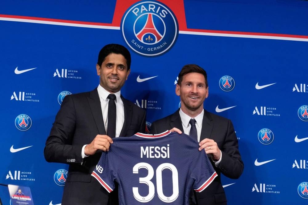 الخليفي يرد على اتهامات ميسي .. ويعتبر مبابي أفضل لاعب في العالم