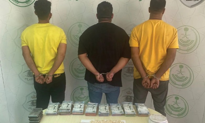 ضبط 3 أشخاص .. روَّجوا موادًّا مخدرة بمحافظة القطيف