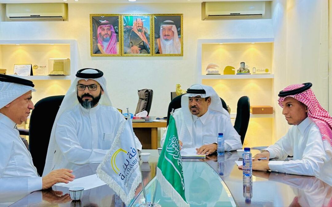 رئيس غرفة بيشة يلتقي بوفد من مؤسسة ابن كدسة 
