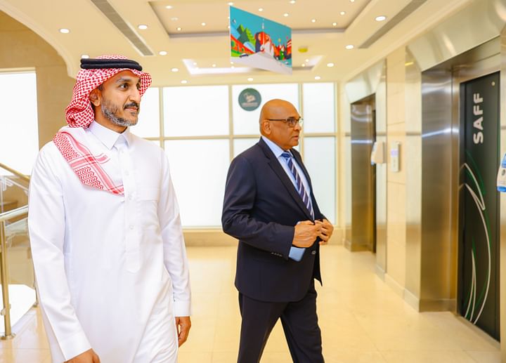 الأمين العام للاتحاد الأسيوي في ضيافة القاسم
