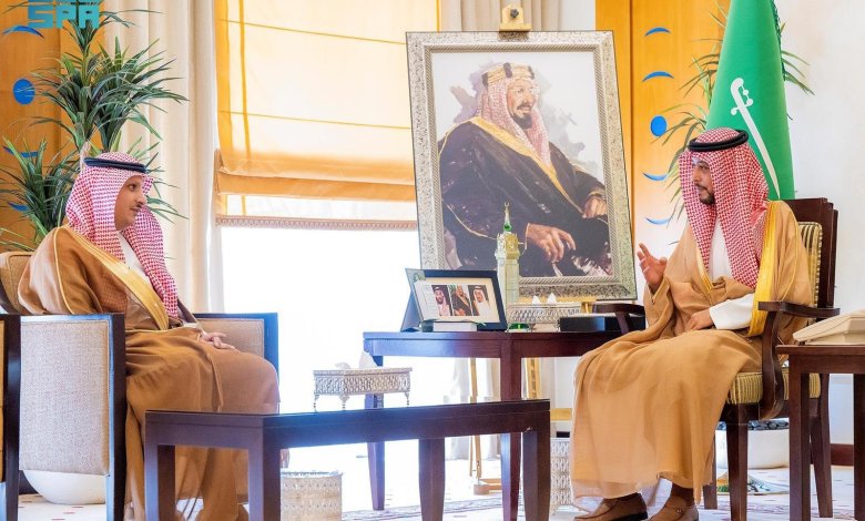 نائب أمير القصيم يستضيف وكيل الشؤون الأمنية بمكتب الإمارة