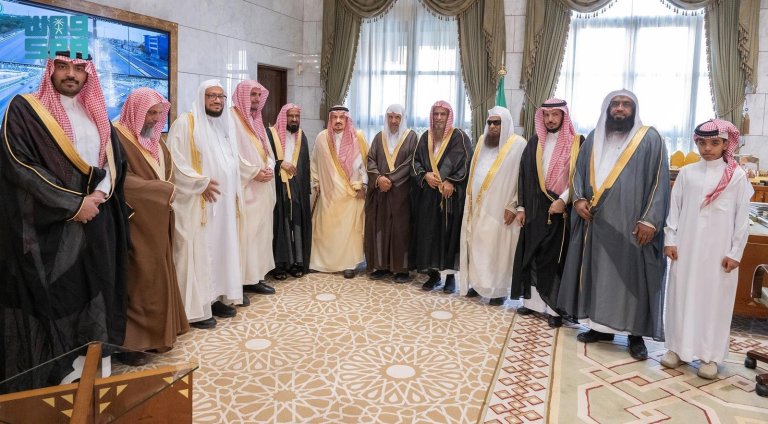 أمير الرياض يستضيف مفوضي الإفتاء بمكتبه اليوم