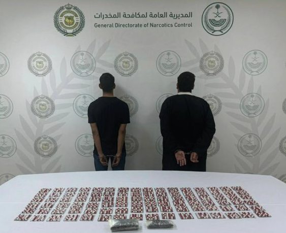 القبض على مواطنين لترويجهما موادًا مخدرةً بمنطقة حائل