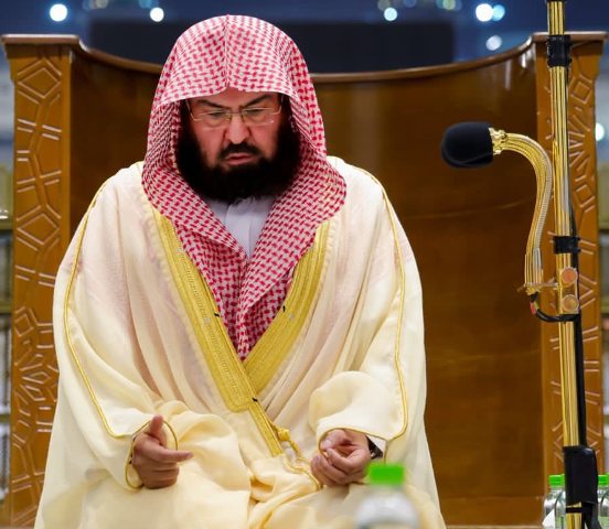 السديس يوجه المسؤولين باستخدام التقنيات الحديثة والذكاء الاصطناعي لتلبية احتياجات الحجاج والمعتمرين