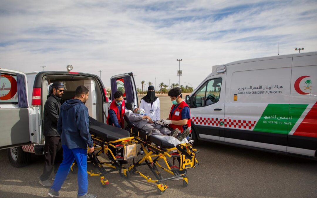 ‏⁧‫جامعة حائل‬⁩ والهلال الأحمر بالمنطقة ينفذان خطة فرضية لإنقاذ مريض عبر الإسعاف الجوي