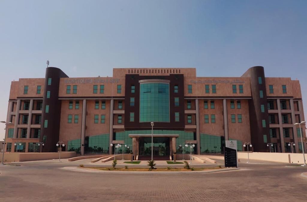 مستشفى الولادة بتبوك ينقذ حالة تعاني من حمل غير صحي