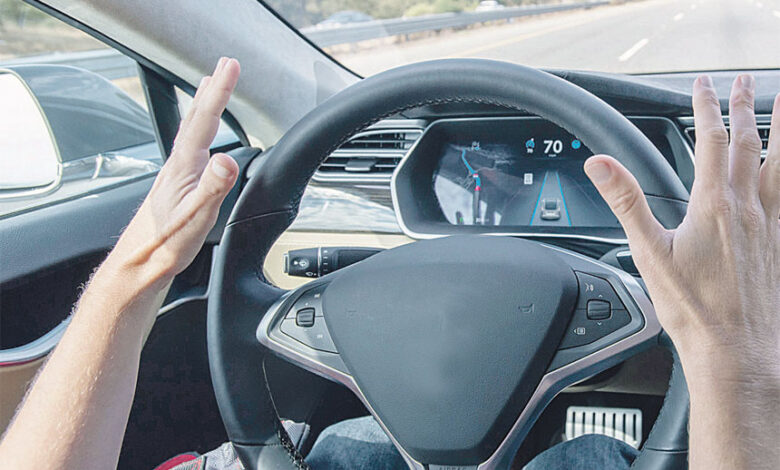 المرور: الحوادث تأتي بغتة .. لا تترك المقود