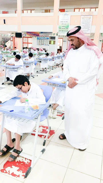 لإزالة رهبة الاختبارات .. مدرسة ابن كثير الابتدائية تقدم وجبة إفطار للطلبة