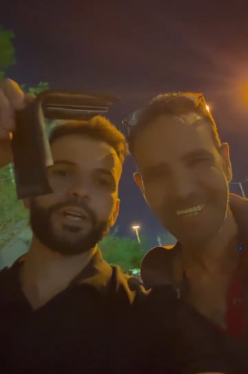 برازيلي يمتدح أمانة السعوديين بعد استرداد محفظته الضائعة في 10 دقائق