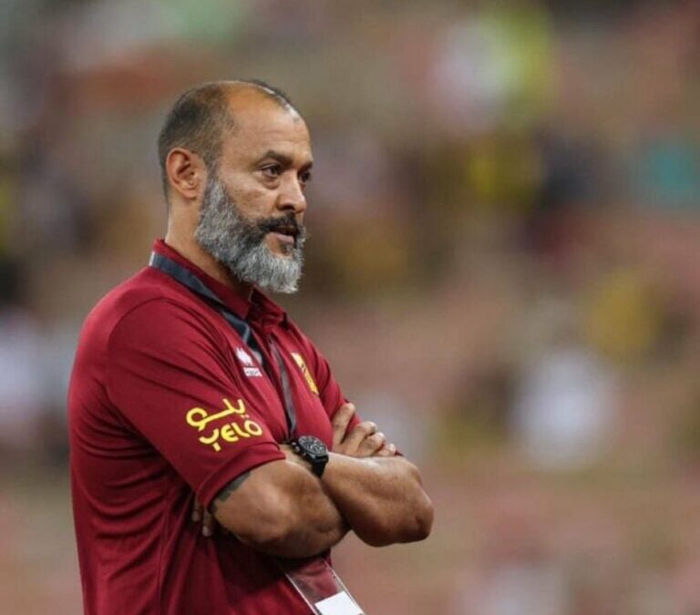 الاتحاد يستغني عن نونو سانتو ويكلف مؤقتا حسن خليفة بتدريب الفريق