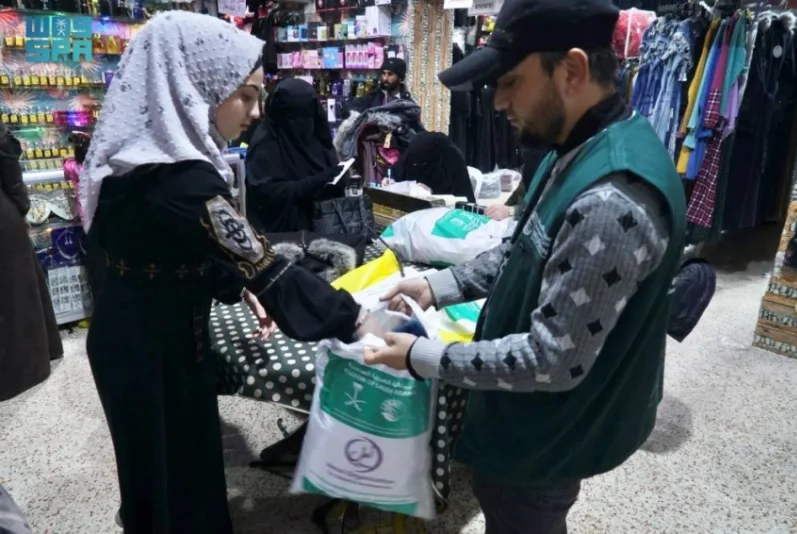 إغاثي الملك يوزع 2035 قسيمة شرائية في محافظة إدلب بسوريا