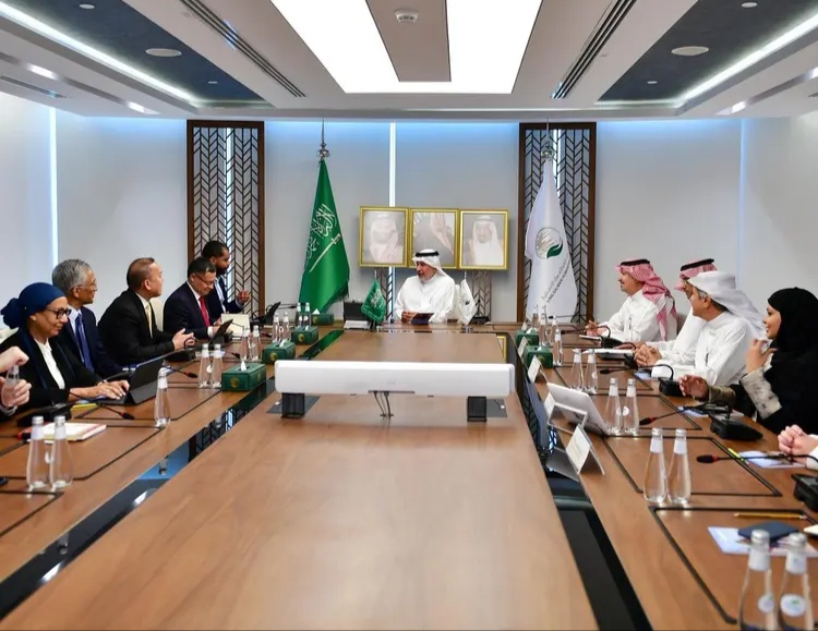 مشاريع “إغاثي الملك سلمان” تبهر الوفد التنفيذي “للبنك الدولي”