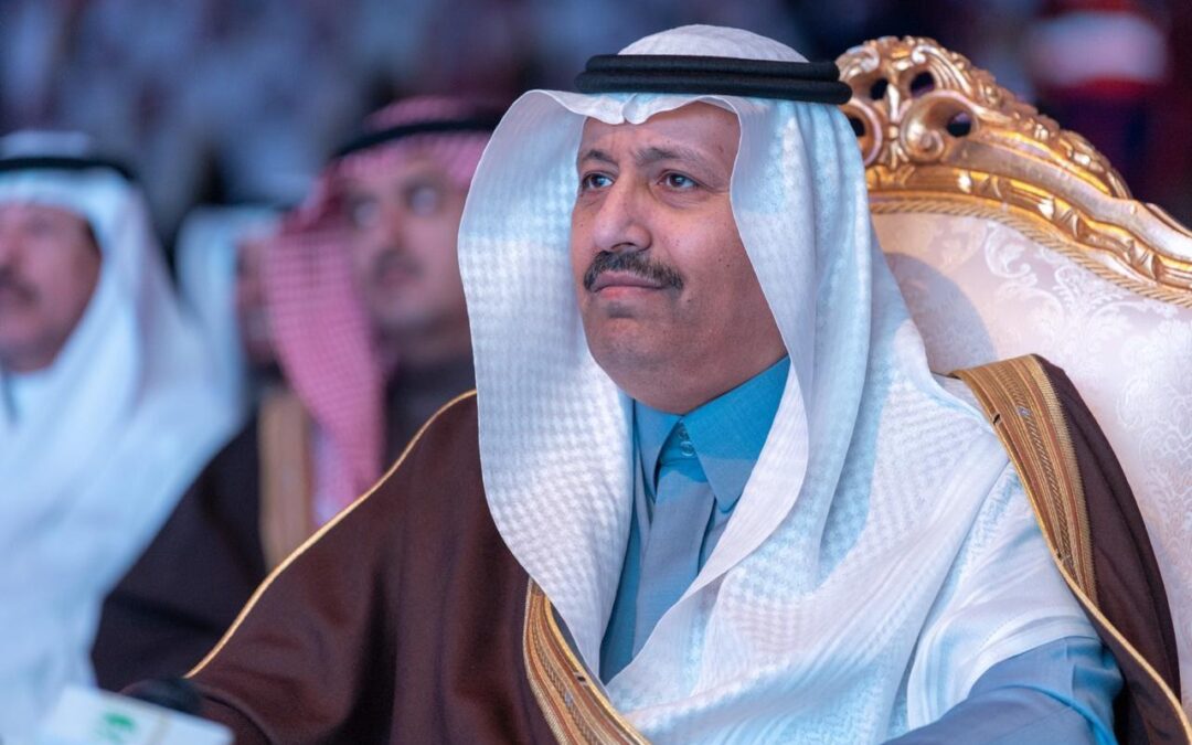 أمير الباحة يلتقي الأهالي والمسؤولين بالمنطقة
