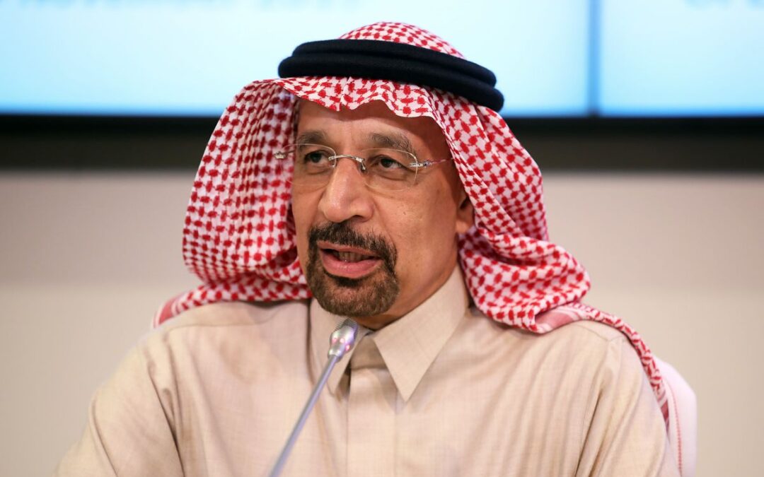 وزير الاستثمار يهنئ القيادة بإقرار ميزانية عام 2024
