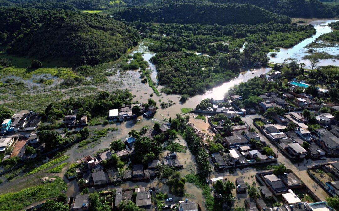 مصرع 12 شخصًا .. جراء فيضانات ضربت ريو دي جانيرو البرازيلية