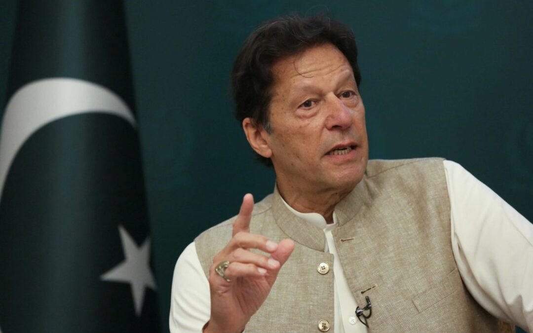 باكستان: السجن 10 سنوات لعمران خان بتهمة لتسريب أسرار الدولة