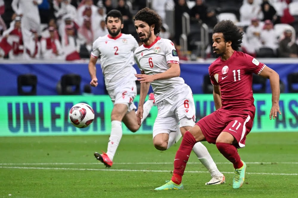 منتخب قطر يفوز على طاجيكستان بهدف نظيف في كأس آسيا