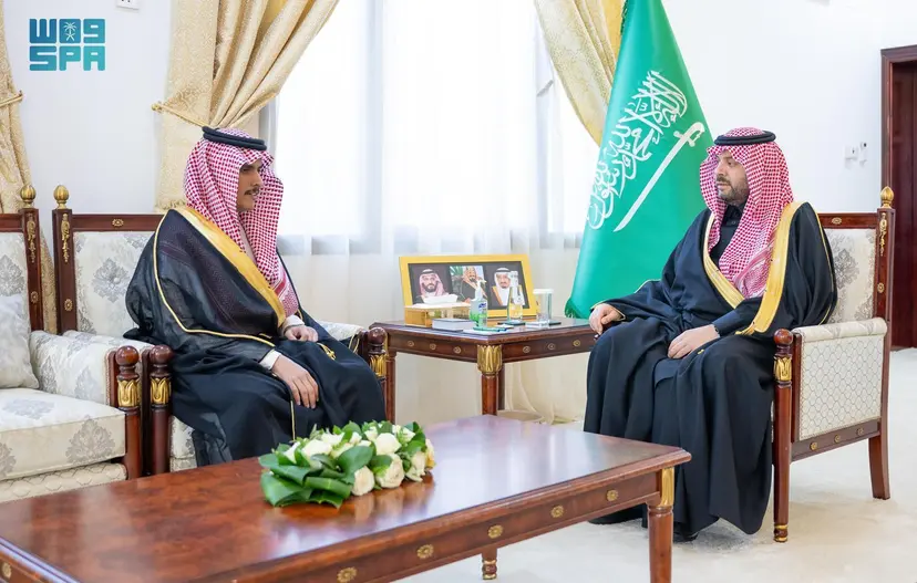 أمير الحدود الشمالية يستقبل مدير المدن الصناعية بالشمال