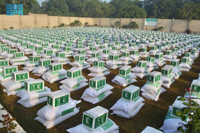 2083 سلة غذائية من إغاثي الملك لمحتاجي بلوشستان والسند بباكستان