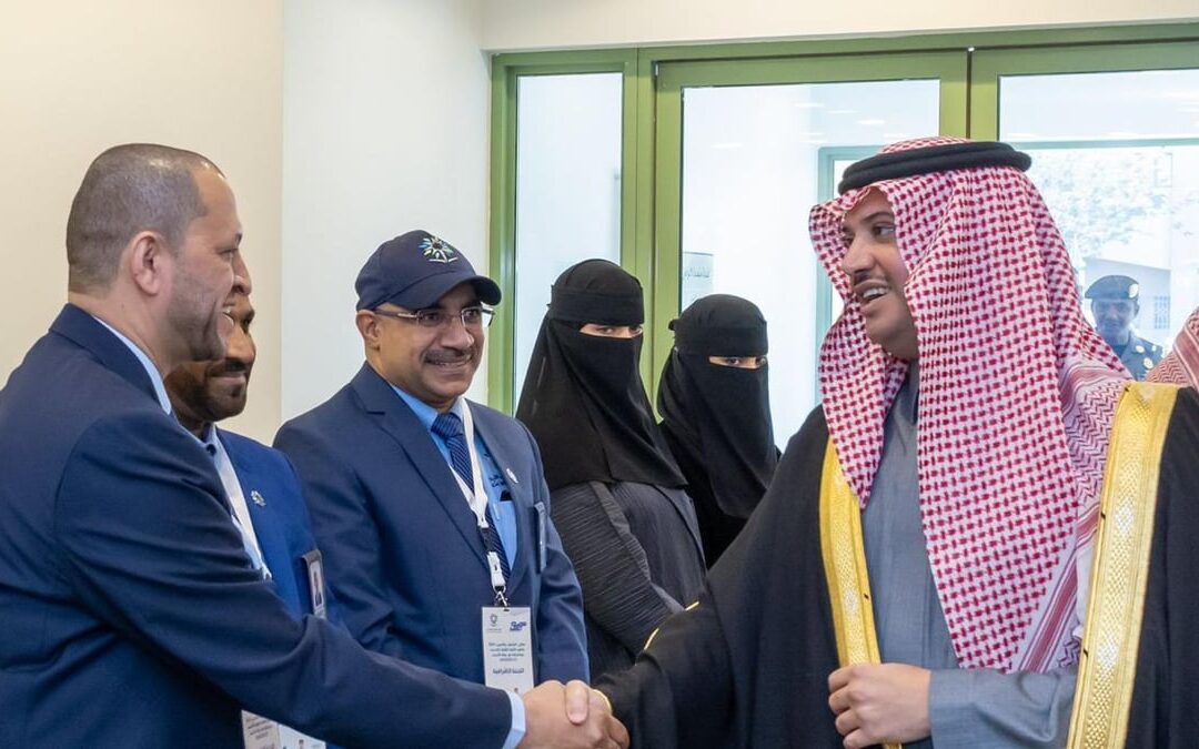 محافظ الاحساء يفتتح ملتقى التوظيف والتدريب 2024