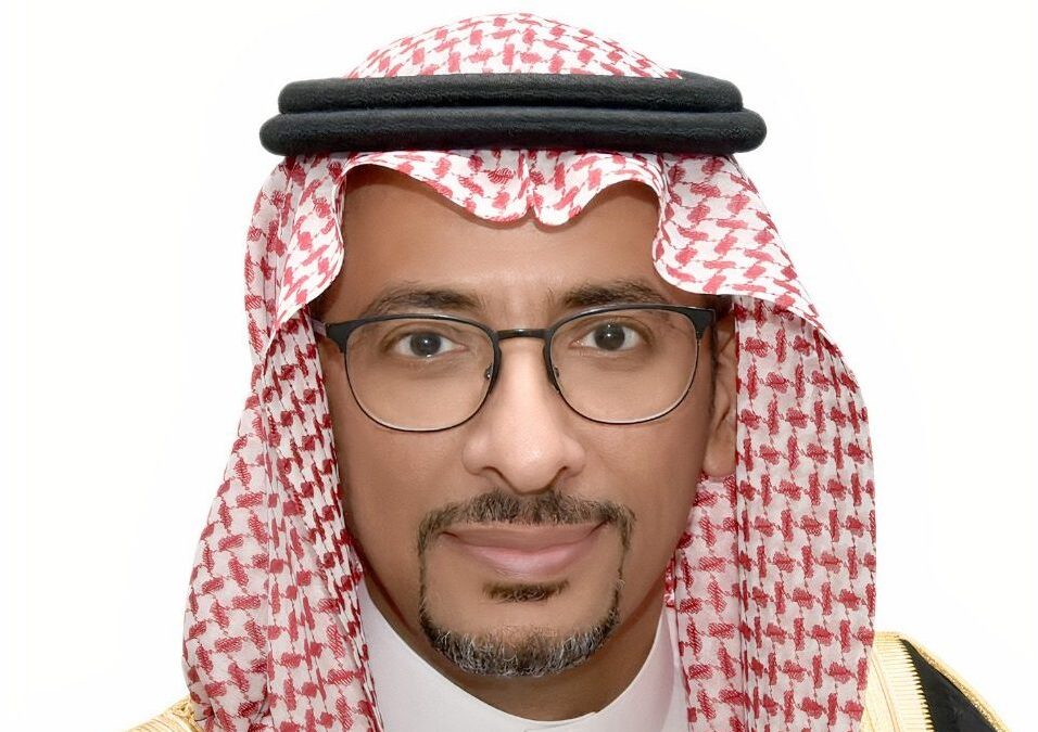 وزير الصناعة والثروة المعدنية يهنئ القيادة بمناسبة يوم التأسيس