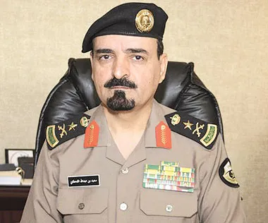 مساعد وزير الداخلية لشؤون العمليات يزور معرض الدفاع العالمي 2024
