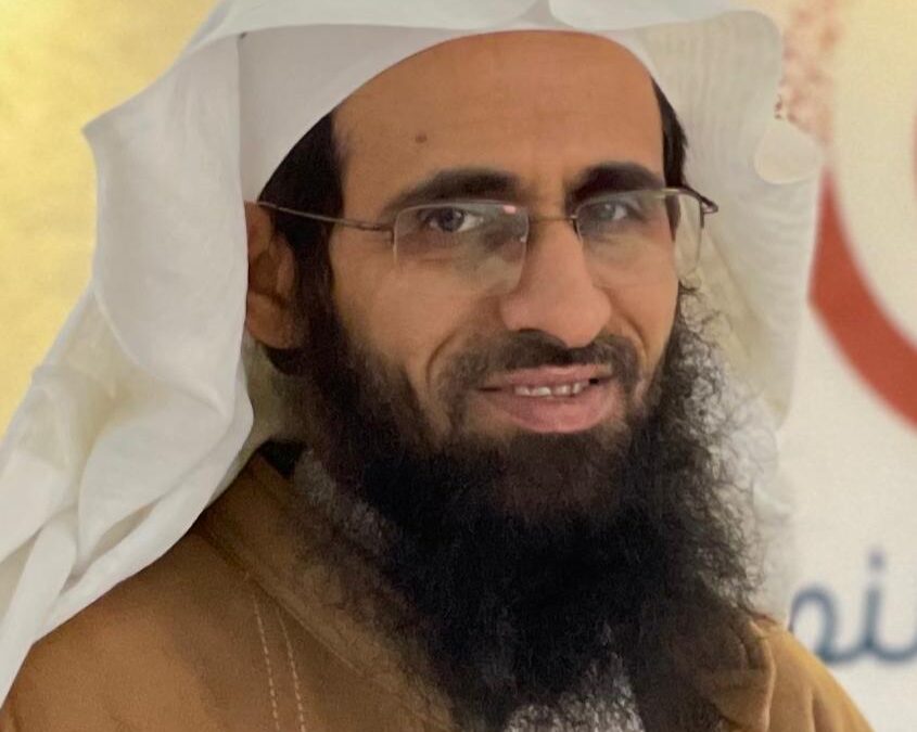 المشرف العام على مدارس نون النموذجية ببيشة يهنئ القيادة بذكرى يوم التأسيس