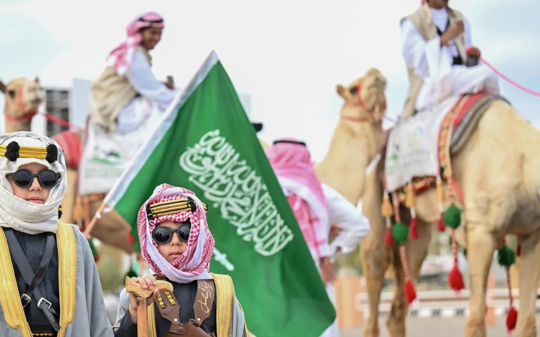 فرع “الرياضة” بتبوك ينظم مسيرة للهجانة والمشاة احتفاءً بيوم التأسيس