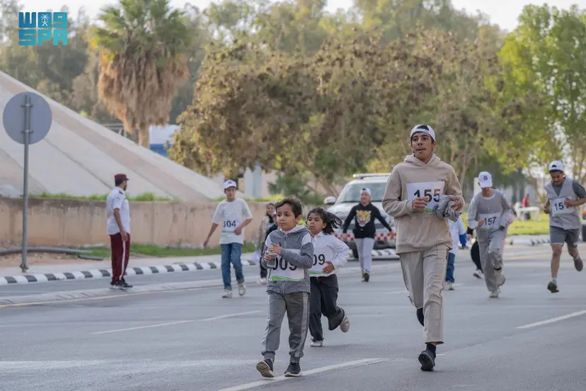 أهالي الحدود الشمالية يشاركون في مبادرة “كات ووك” بمناسبة اليوم العالمي للنمر العربي