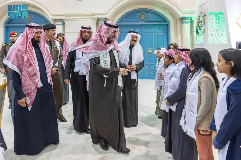 يوم التأسيس .. أمير الجوف يشهد محاضرة (الإمام)