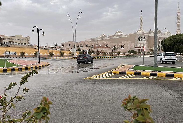 أمطار خفيفة إلى متوسطة على القصيم