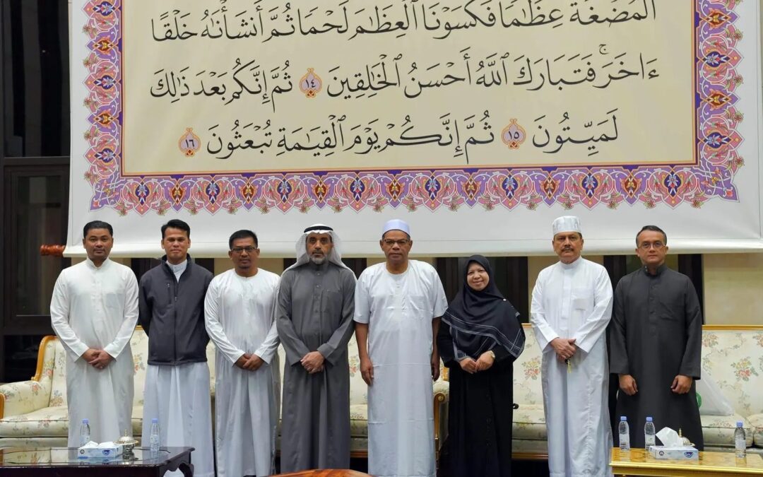 وزير الداخلية الماليزي في مجمع طباعة المصحف الشريف