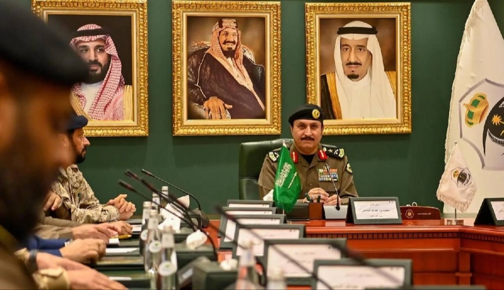 مدير الأمن العام .. يرأس اجتماع اللجنة الأمنية بالحج