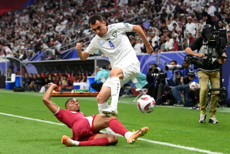 كأس آسيا .. قطر تعبر إلى نصف النهائي بعد تغلبها على أوزبكستان بركلات الترجيح
