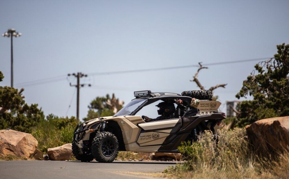 القبض على 4 مخالفين لنظام البيئة لاستغلالهم الرواسب