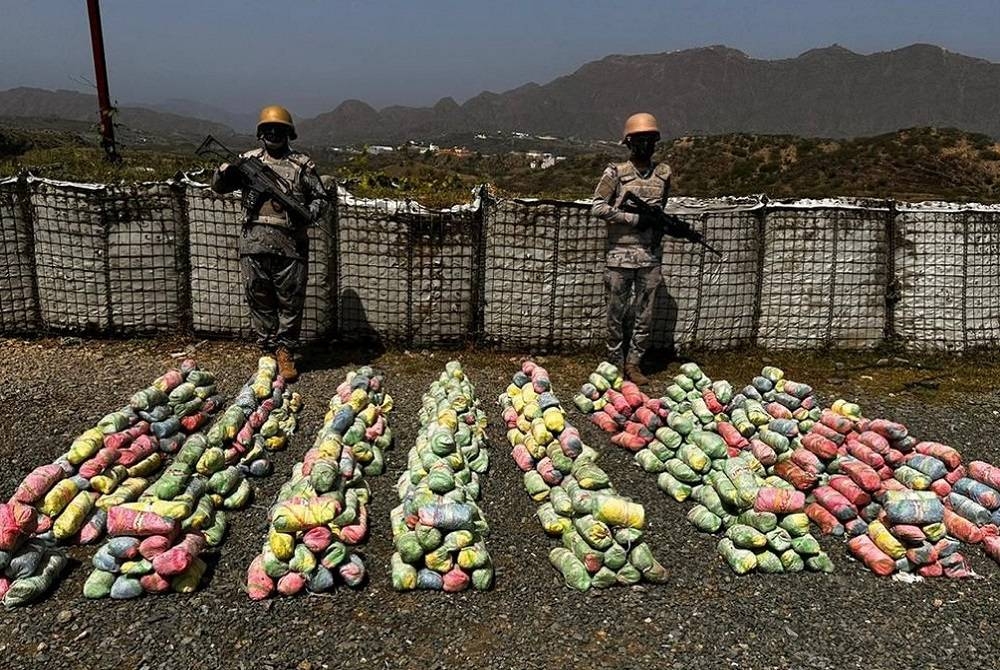 إحباط عملية تهريب 200 كغم من نبات القات المخدر بجازان