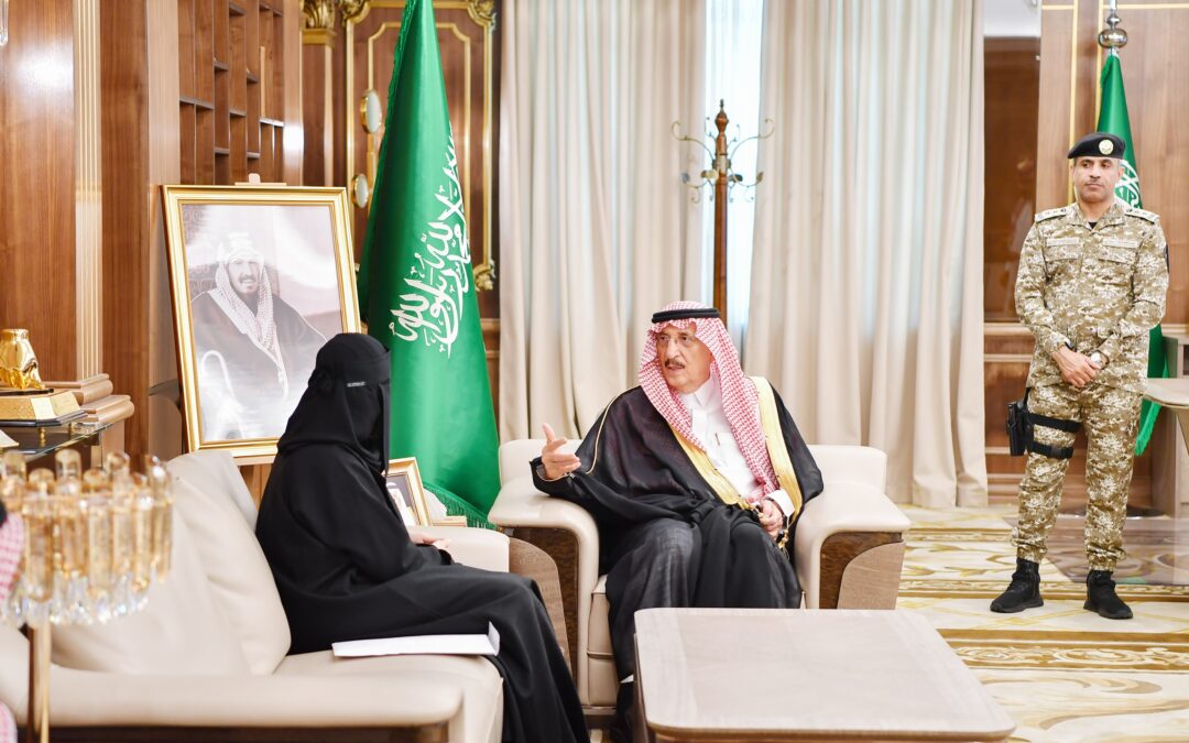 أمير جازان يستقبل مدير فرع الهيئة العامة للولاية على أموال القاصرين بالمنطقة