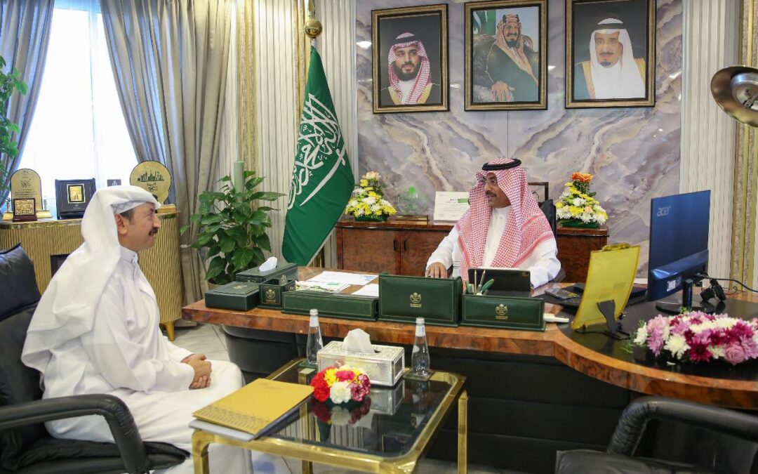 أمين الطائف .. يرحب بالتعاون مع فنون الطائف