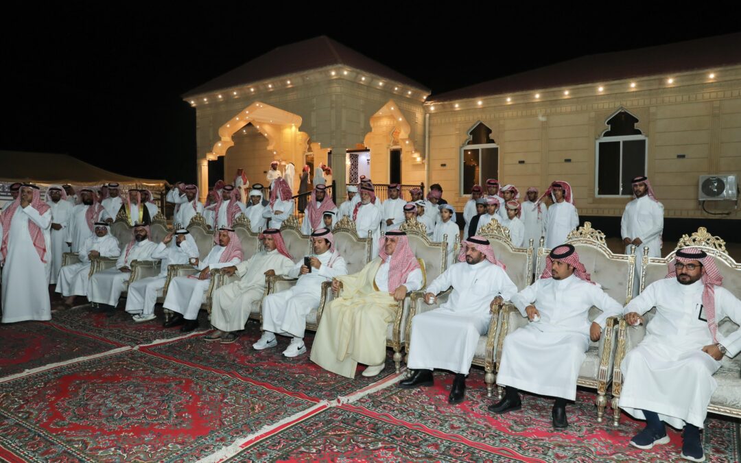 محافظ بيشة يُدشّن مبادرة “أهل الإبل” والخيمة المصاحبة لها بمركز العطف ضمن فعاليات “أجاويد 2” 