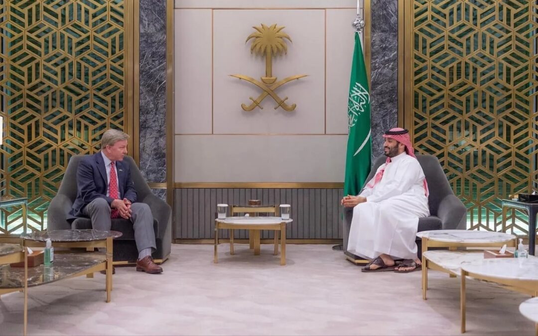 ولي العهد يستضيف زعيم تيار الحكمة بالعراق “عمار الحكيم”