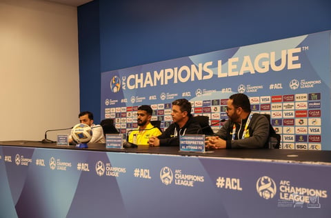 مدرب الاتحاد: لدينا لاعبون جيدون .. والمعيوف: عملنا على تطوير الأداء