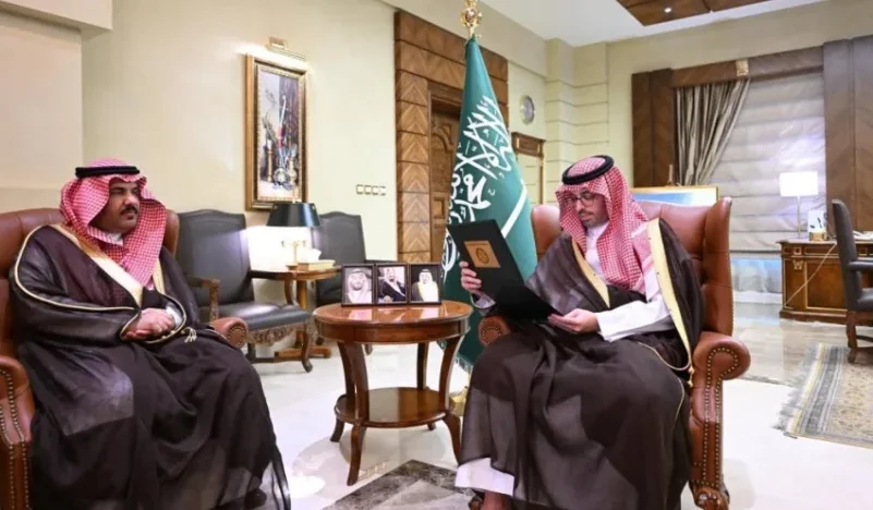 محافظ جدة يتسلم تقرير مكافحة المخدرات