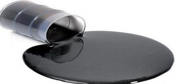 النفط يرتفع .. والعقود الآجلة تبلغ 89.5 دولارَ